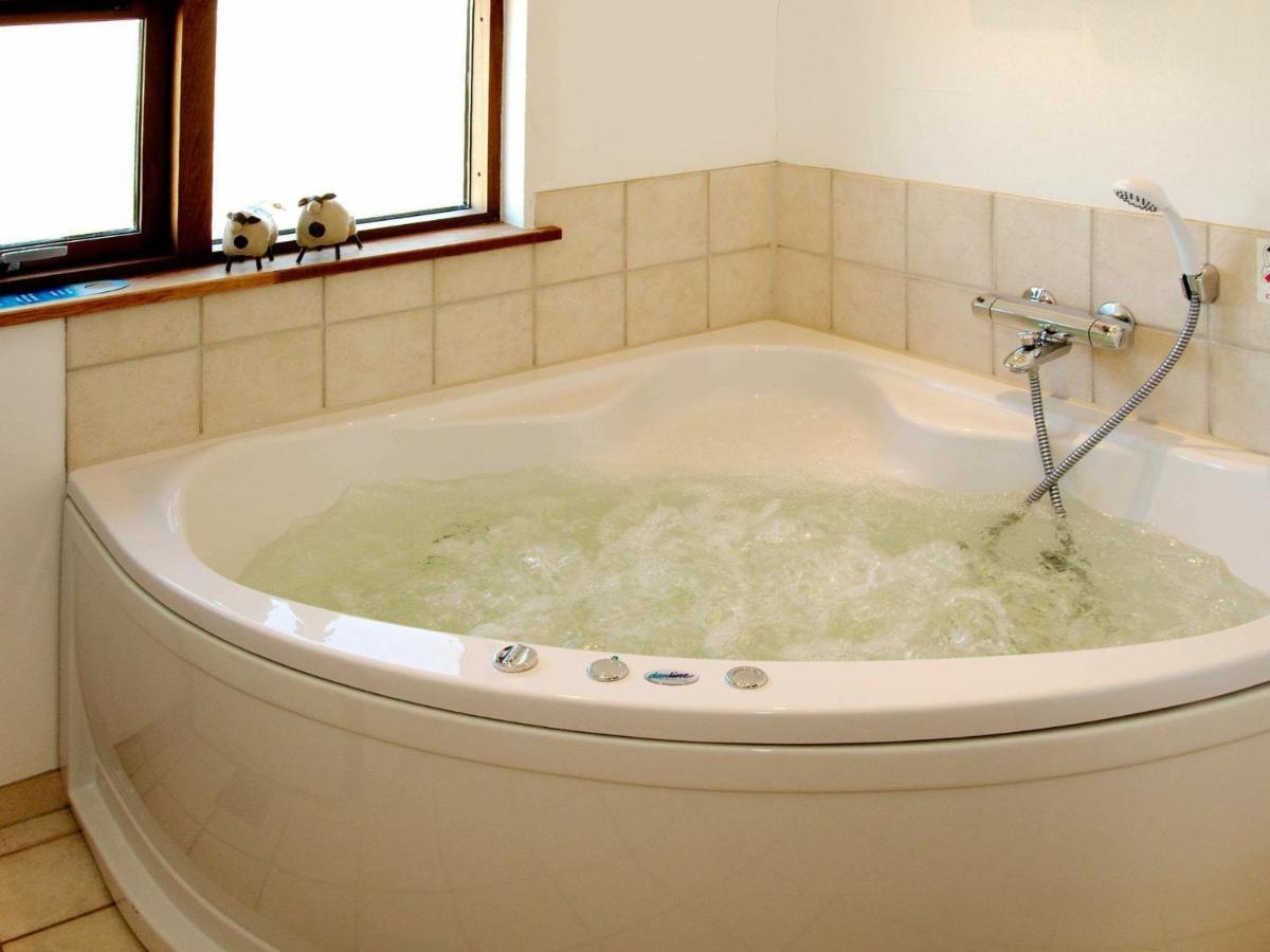 8 Person Holiday Home In Ulfborg Thorsminde Buitenkant foto